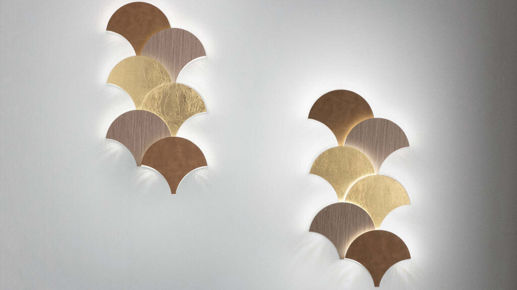 WALL LAMP