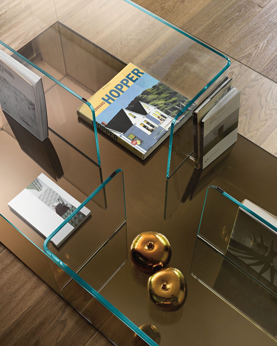 COFFEE AND SIDE TABLES