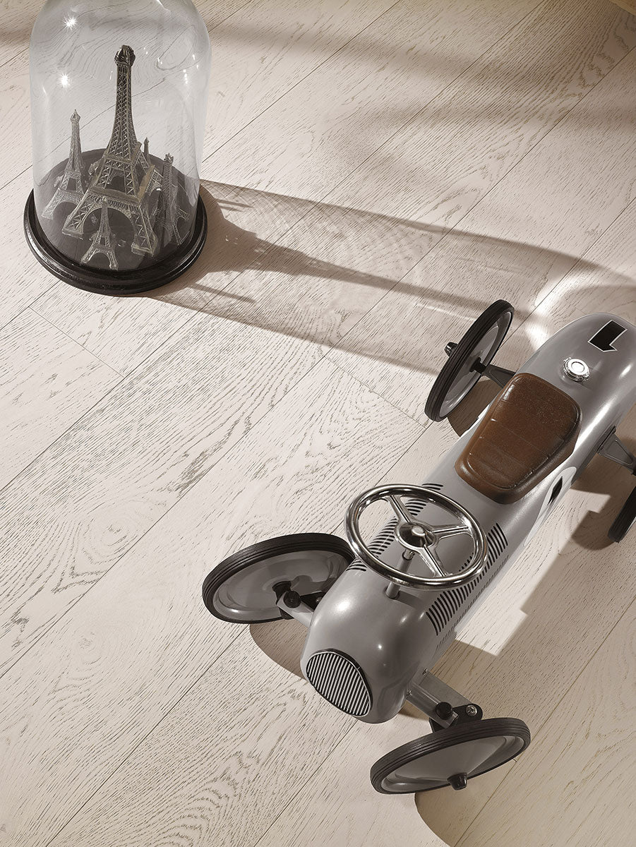 WOOD FLOORING