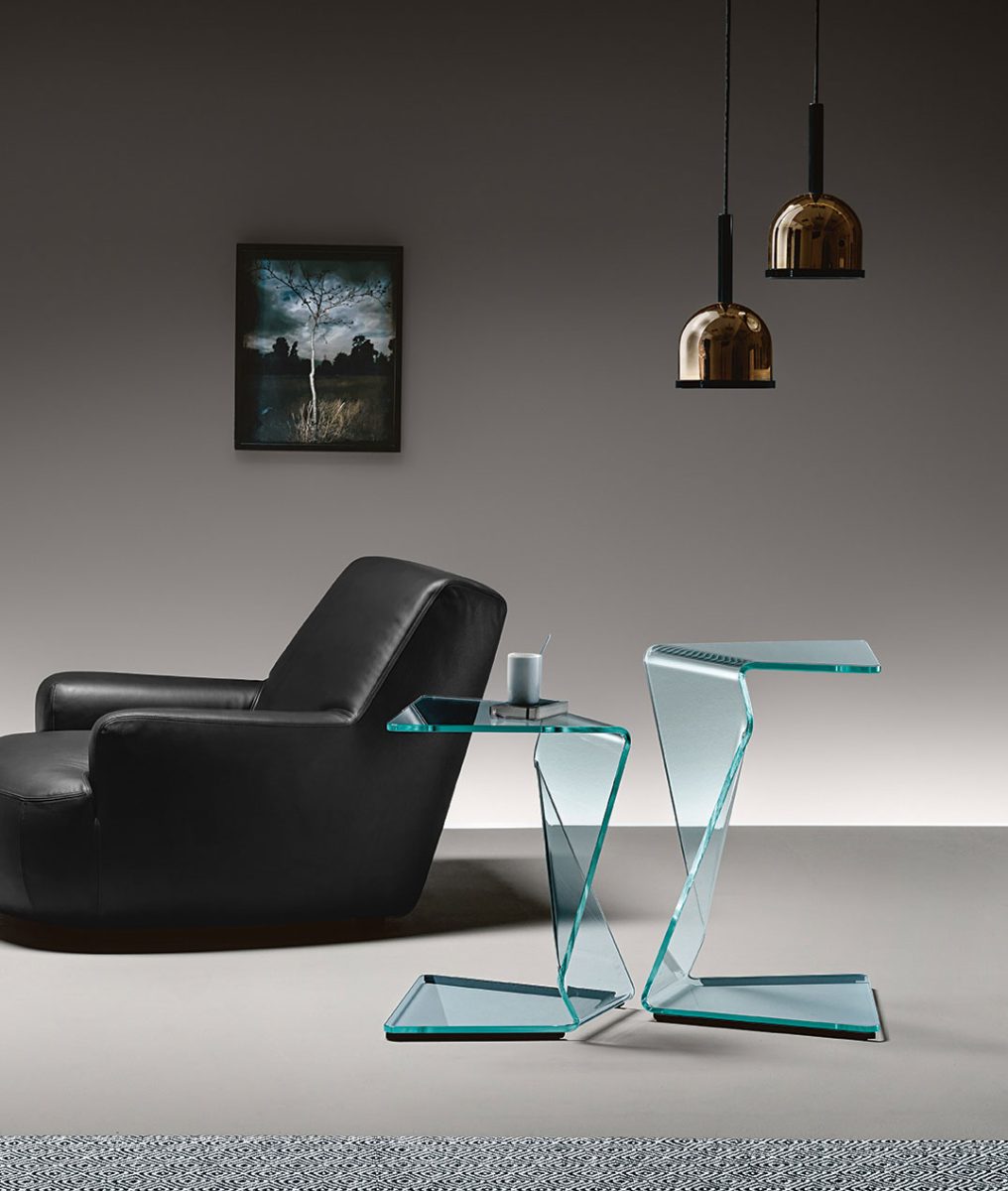 COFFEE AND SIDE TABLES