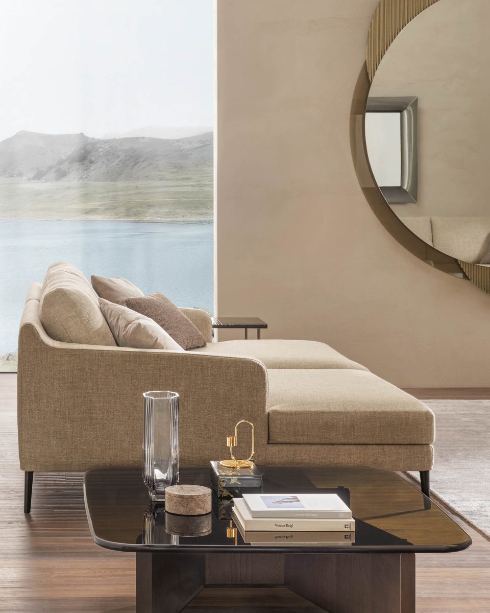 COFFEE AND SIDE TABLES