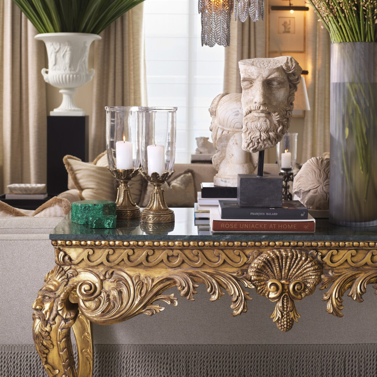 CONSOLE TABLE