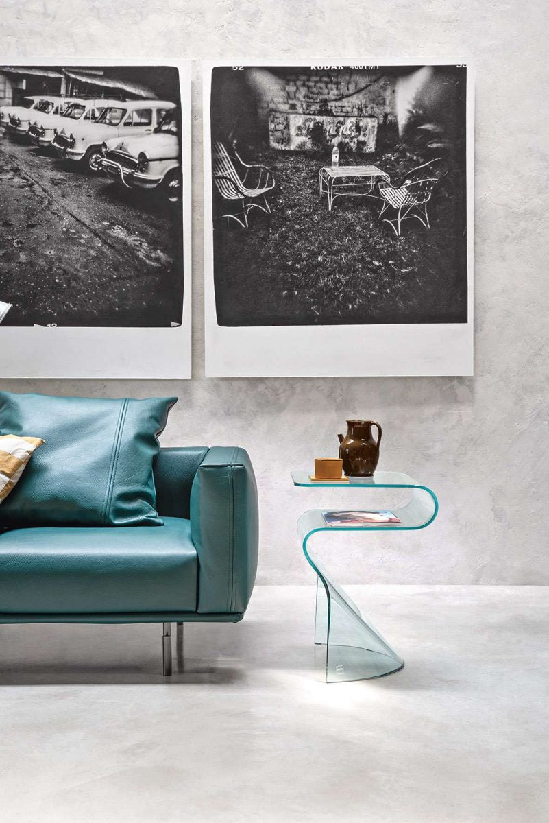 COFFEE AND SIDE TABLES