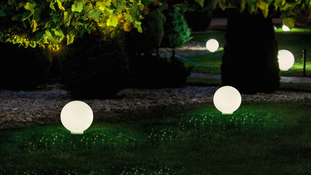 FLOOR LAMP