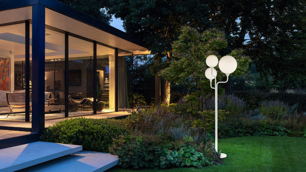 FLOOR LAMP