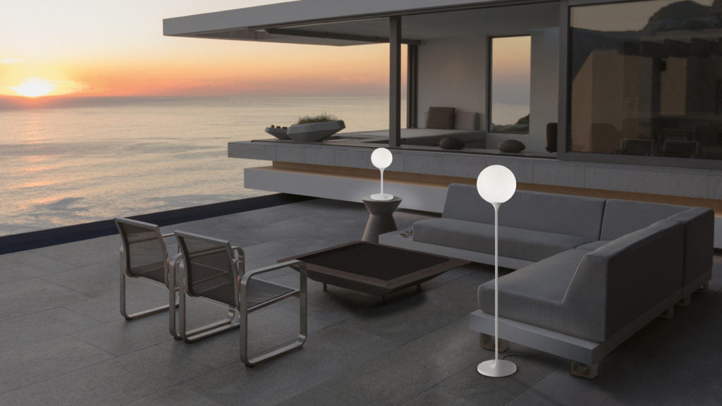 FLOOR LAMP