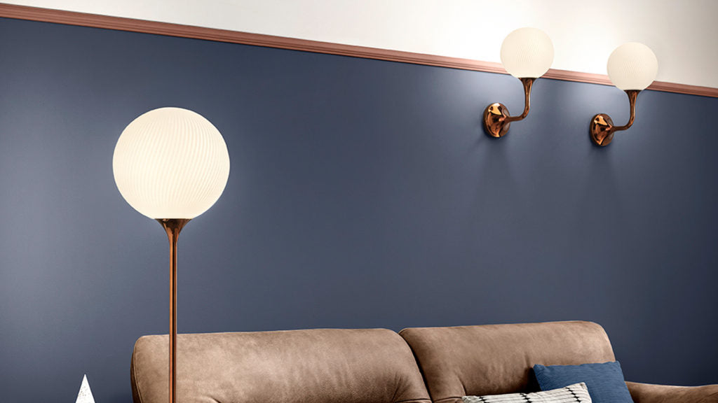 FLOOR LAMP