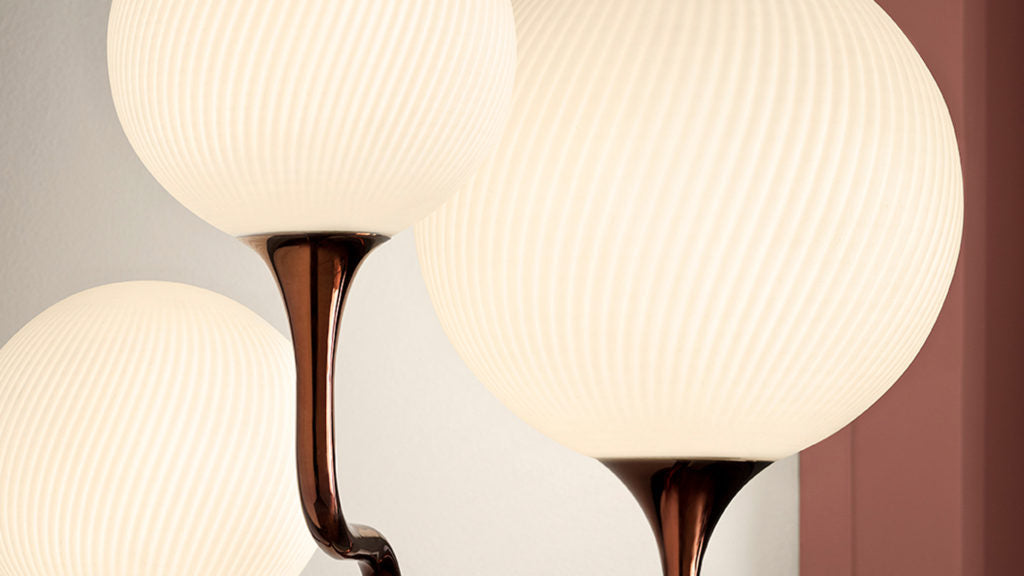 FLOOR LAMP