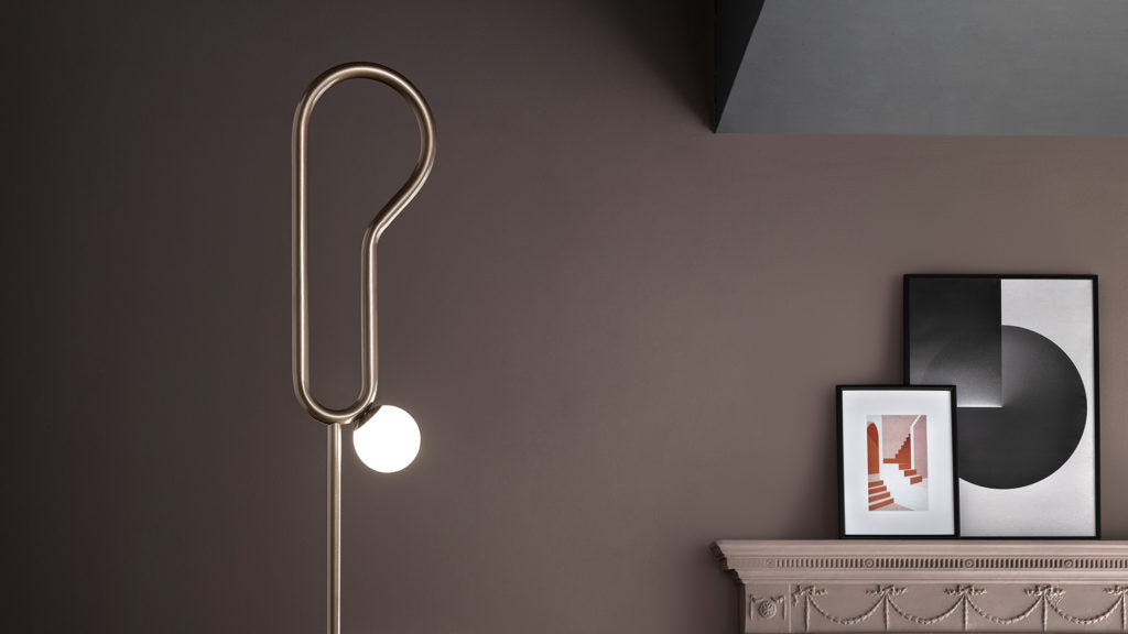FLOOR LAMP