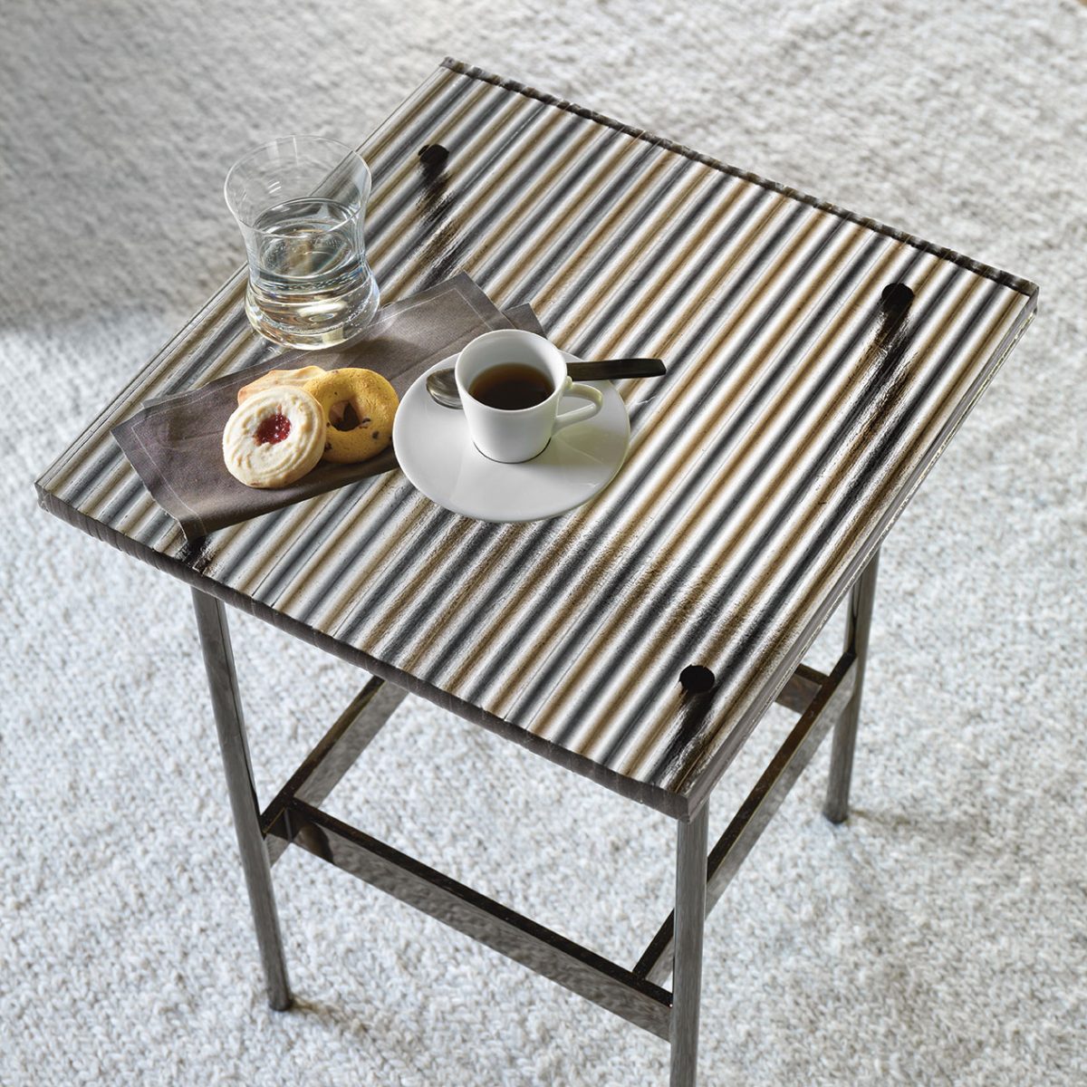 COFFEE AND SIDE TABLES