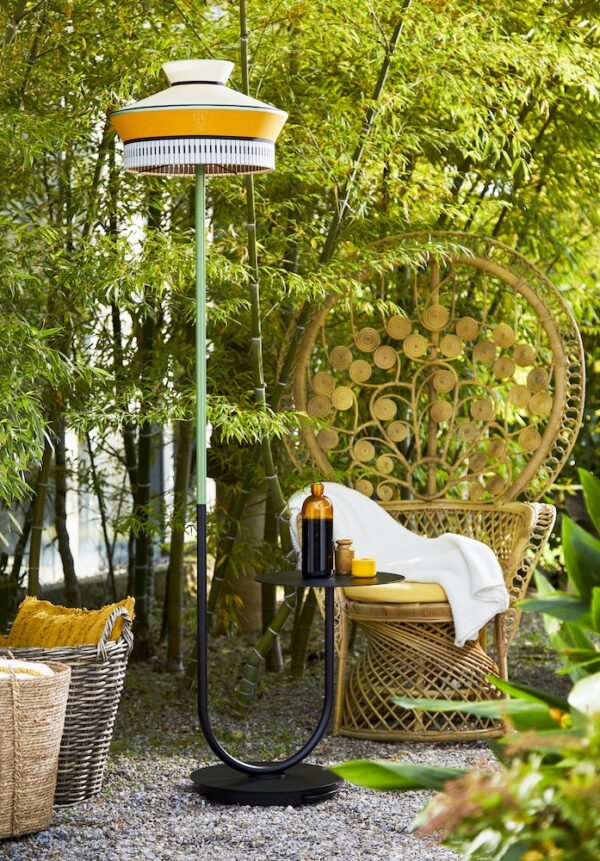 FLOOR LAMP