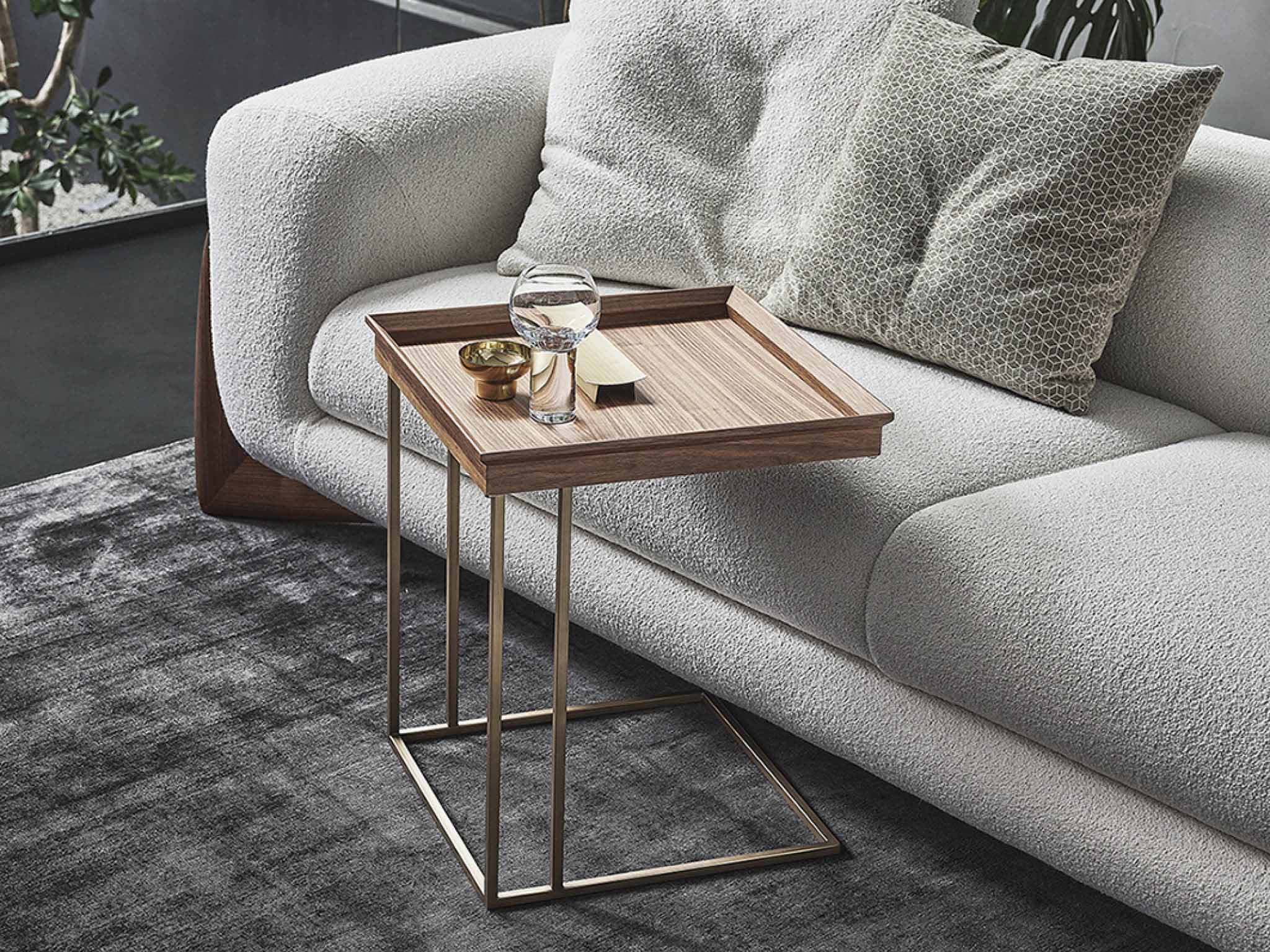SIDE & COFFEE TABLES