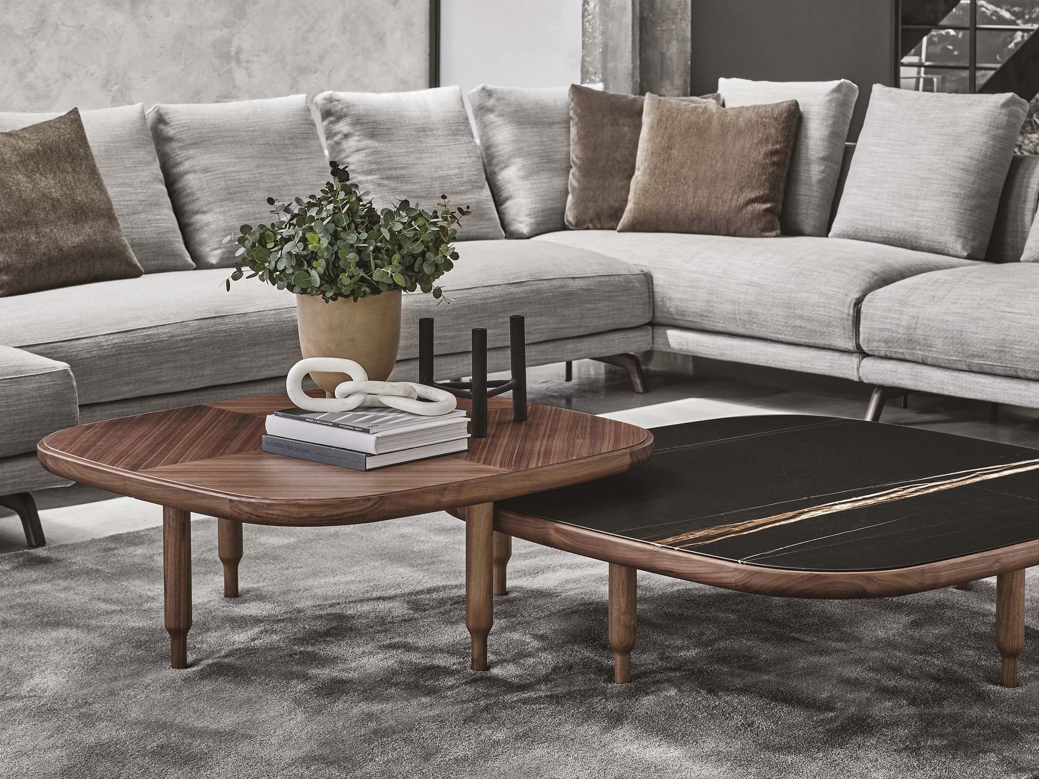 SIDE & COFFEE TABLES