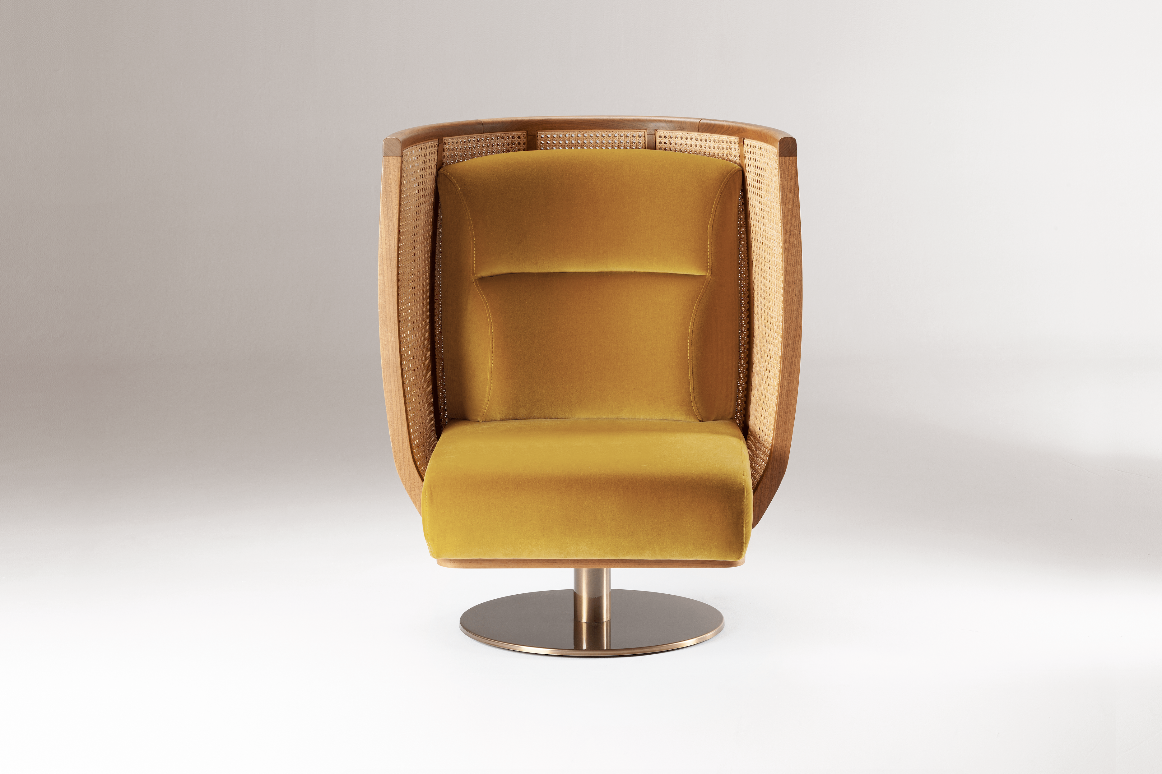 LOUNGE SEATING