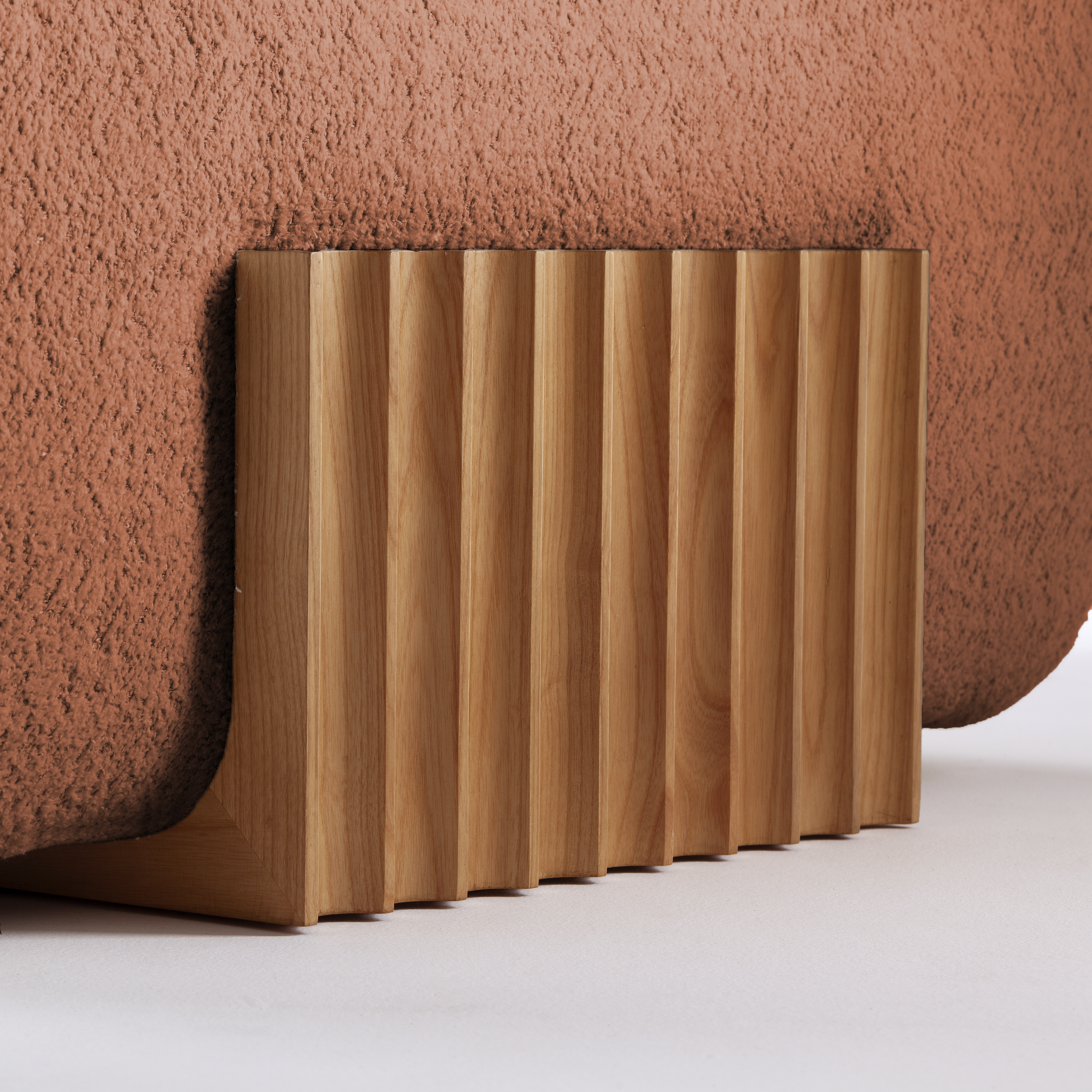 LOUNGE SEATING