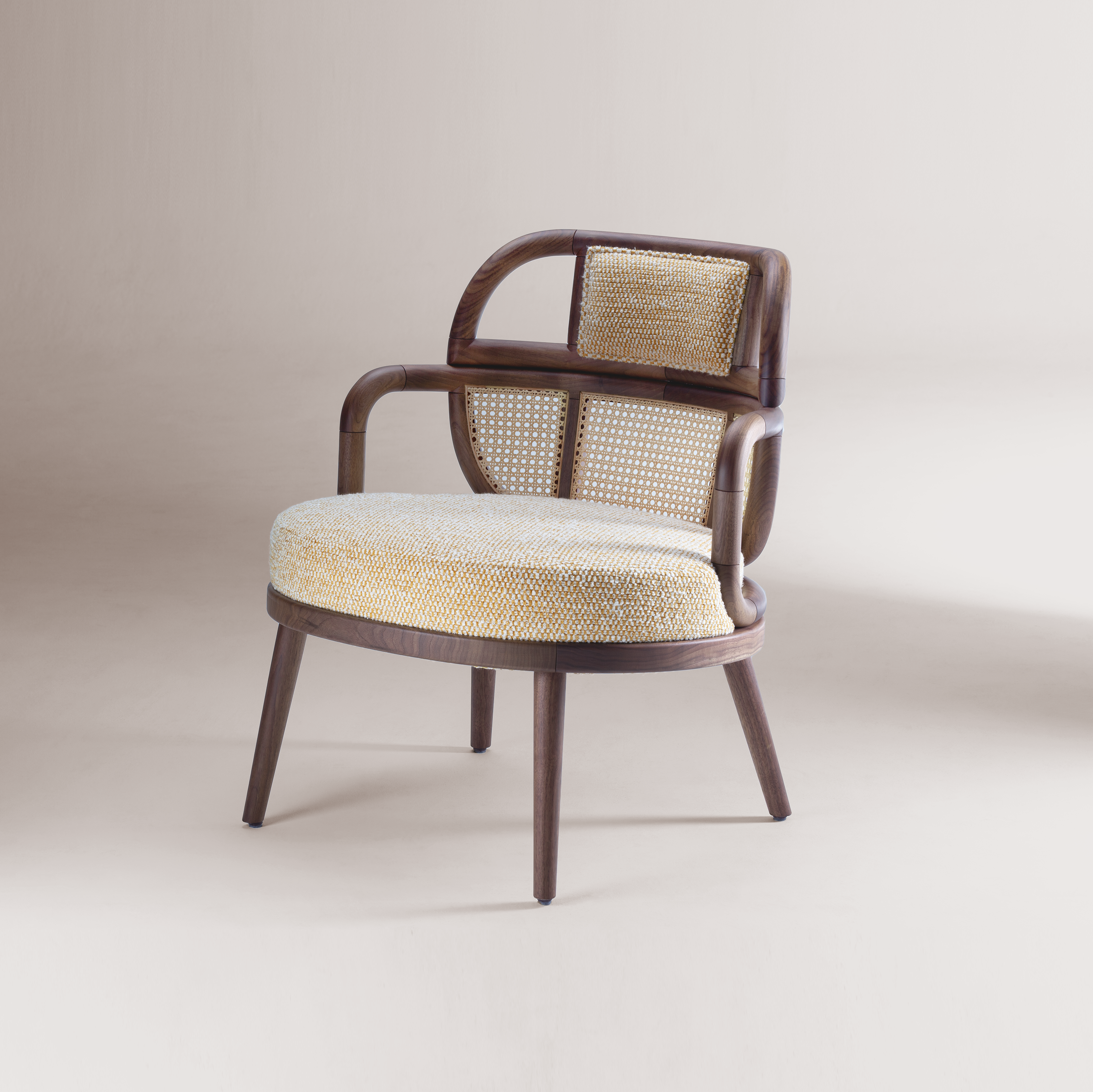 LOUNGE SEATING