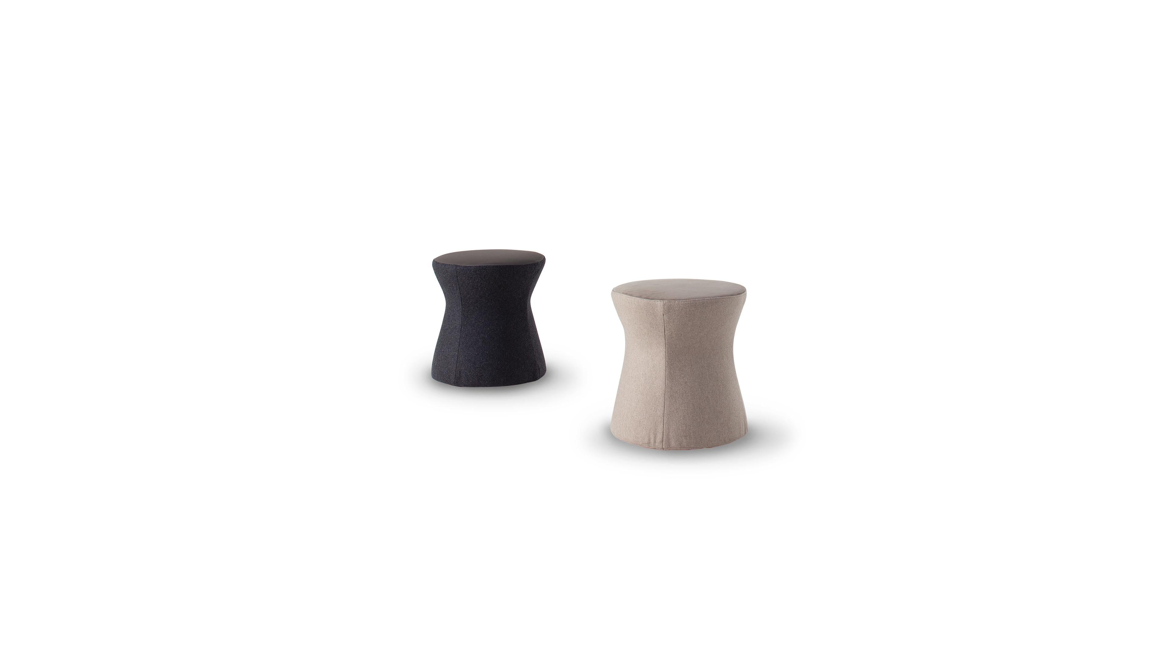 ARMCHAIRS AND POUFS