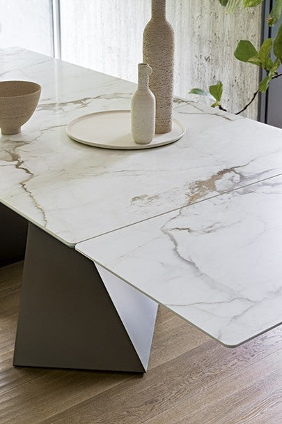 LEAF TABLES
