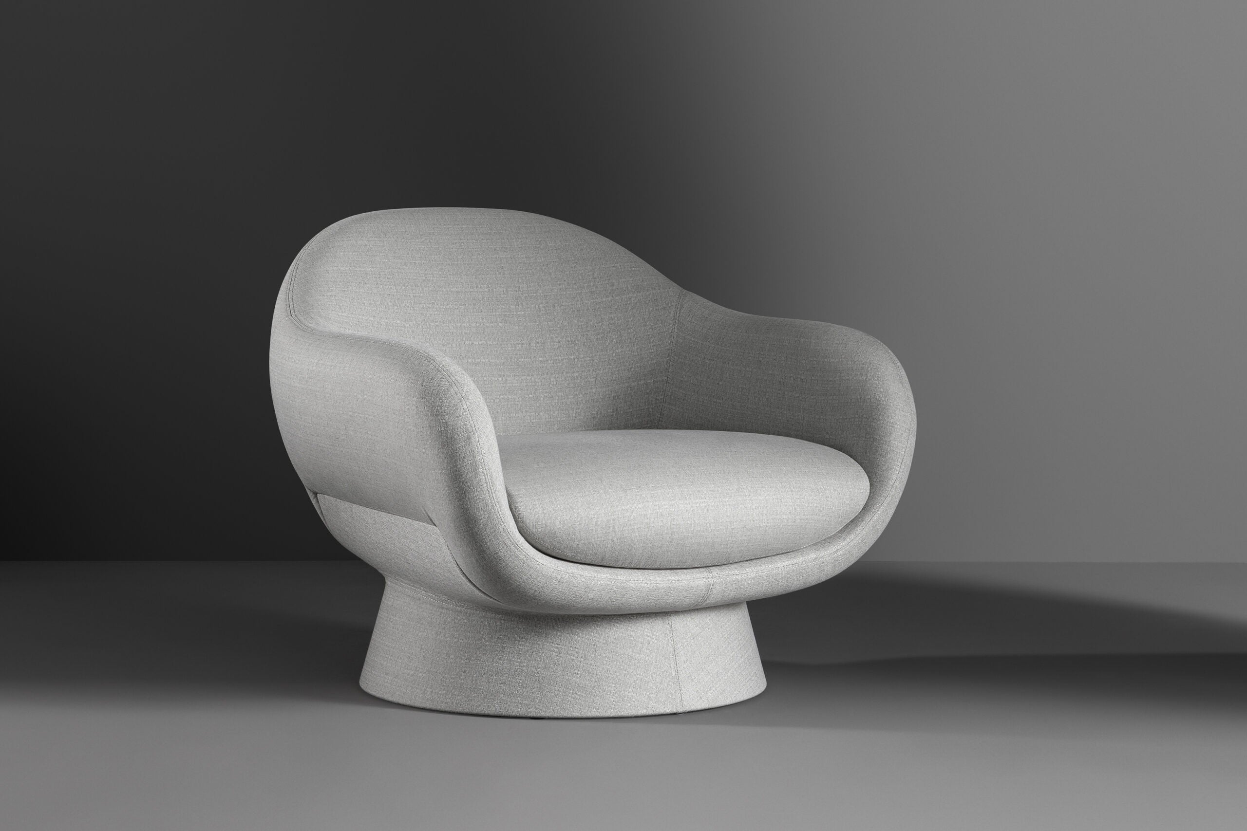 ARMCHAIRS AND POUFS