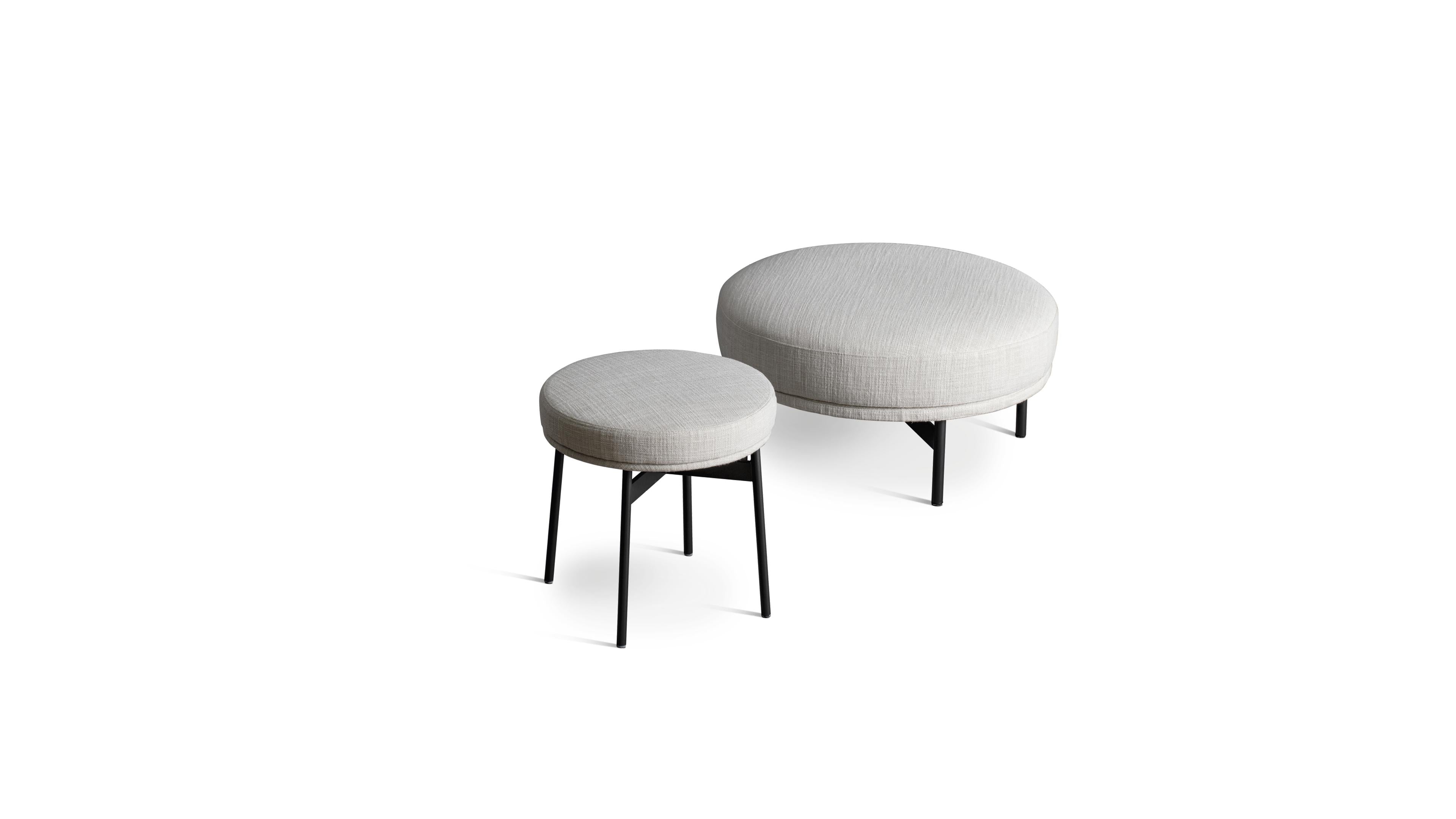 ARMCHAIRS AND POUFS