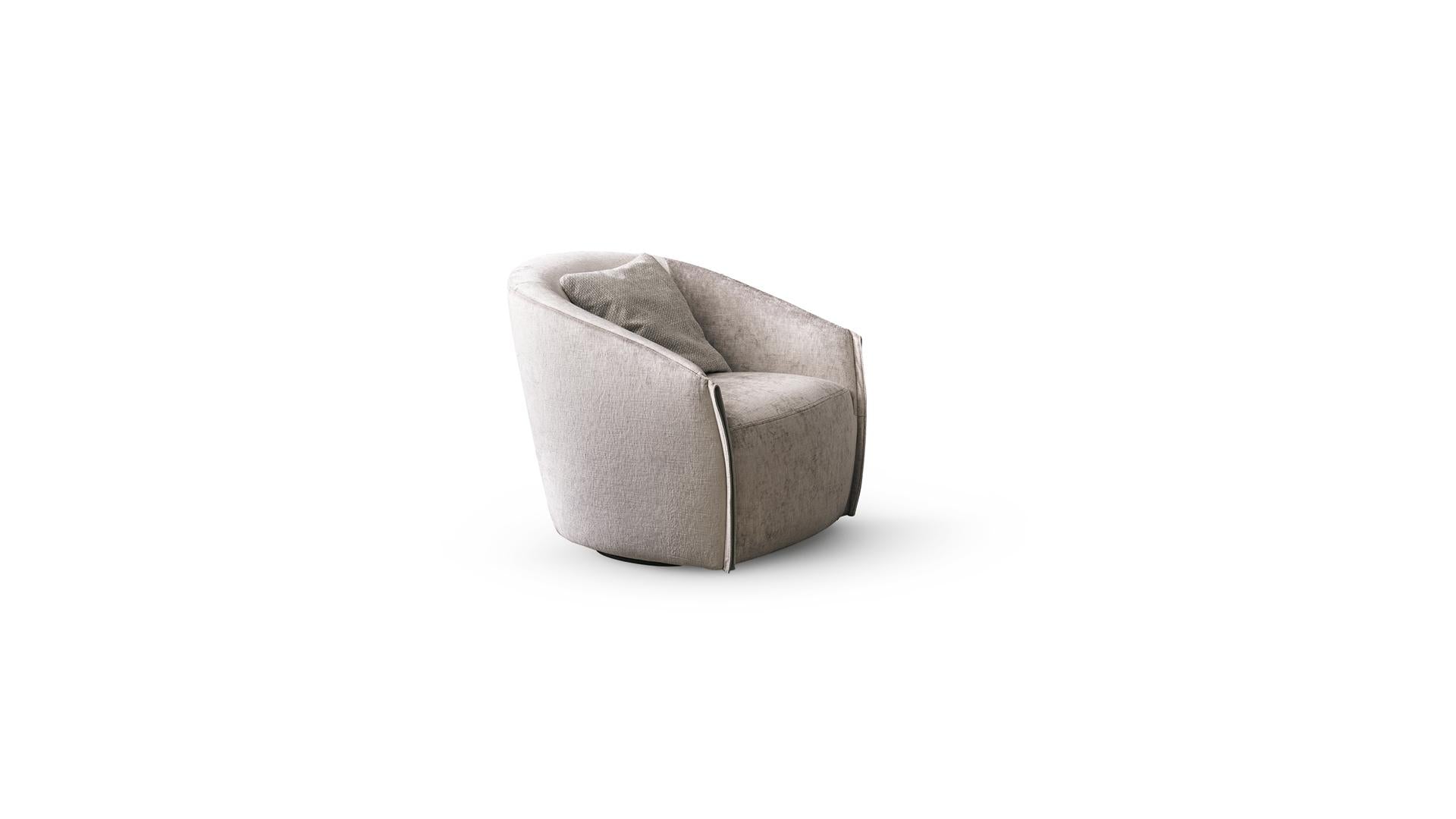 ARMCHAIRS AND POUFS