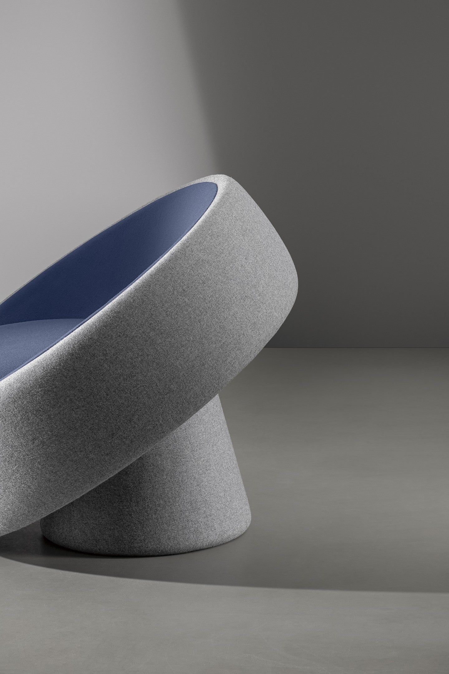 ARMCHAIRS AND POUFS