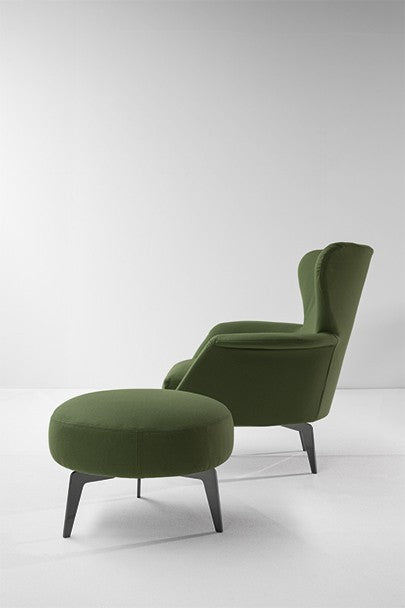 ARMCHAIRS AND POUFS