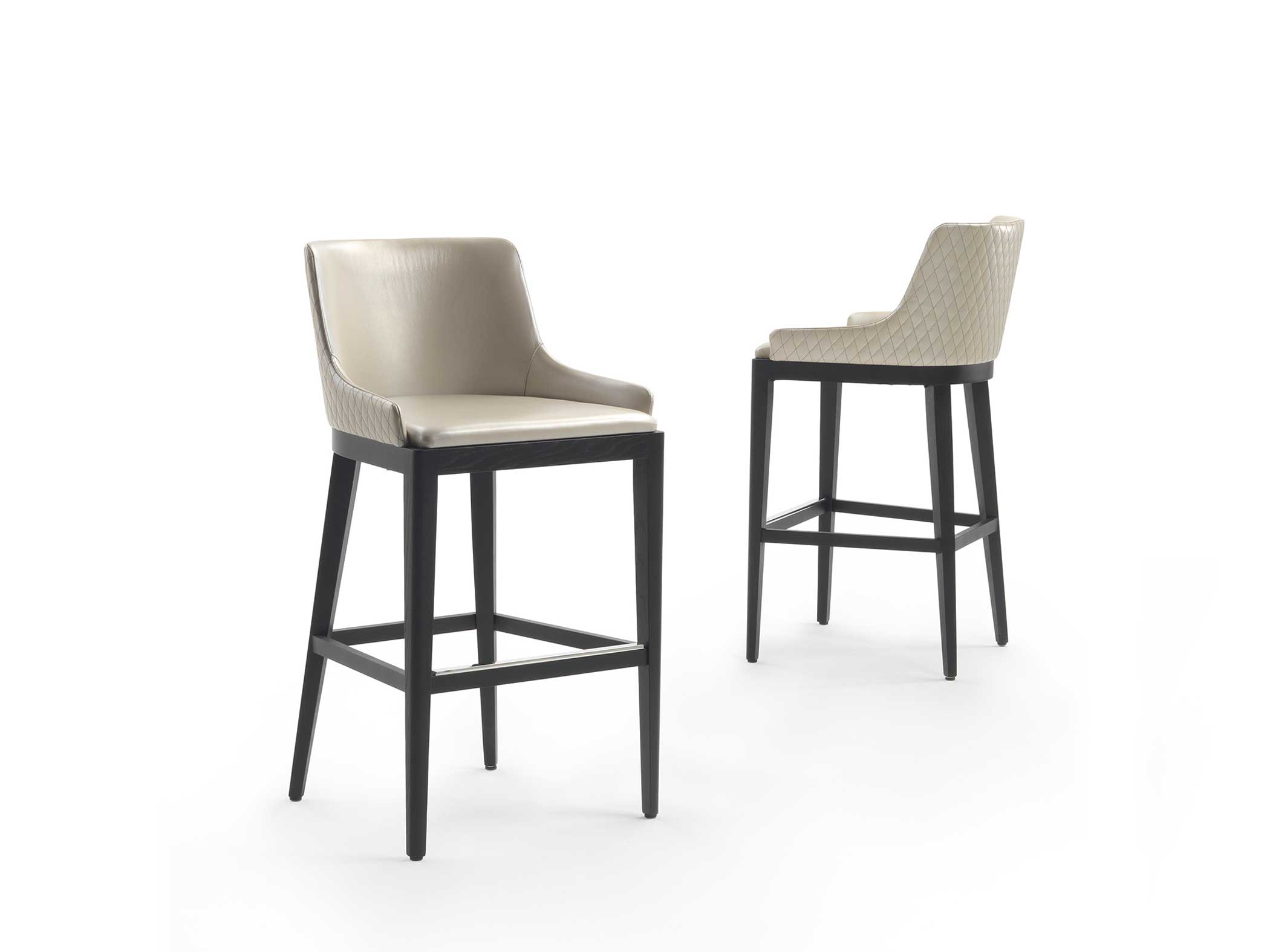 CHAIRS / STOOLS