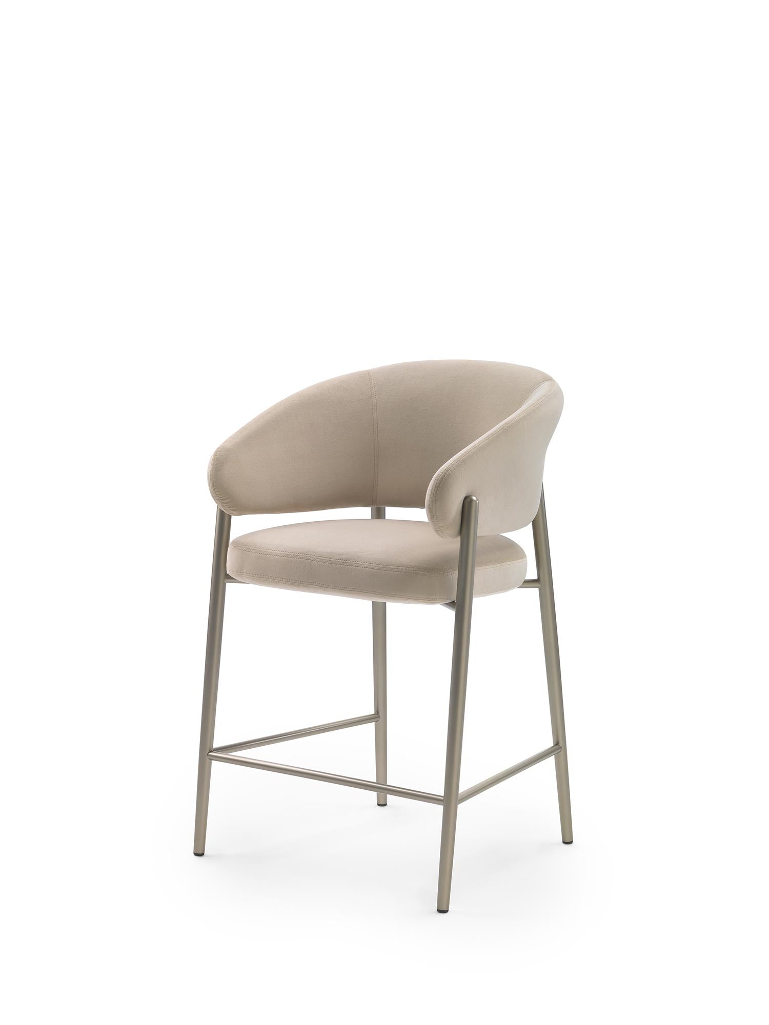 CHAIRS / STOOLS