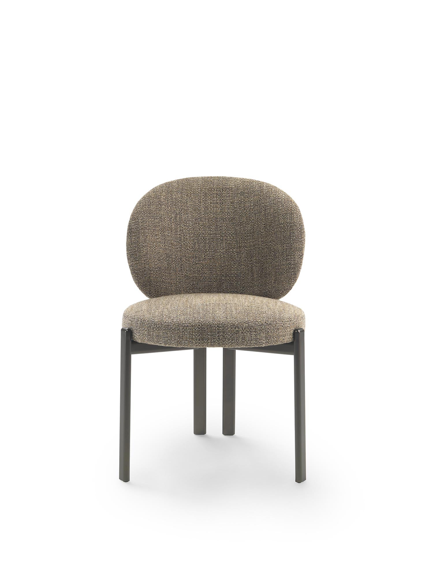 CHAIRS / STOOLS
