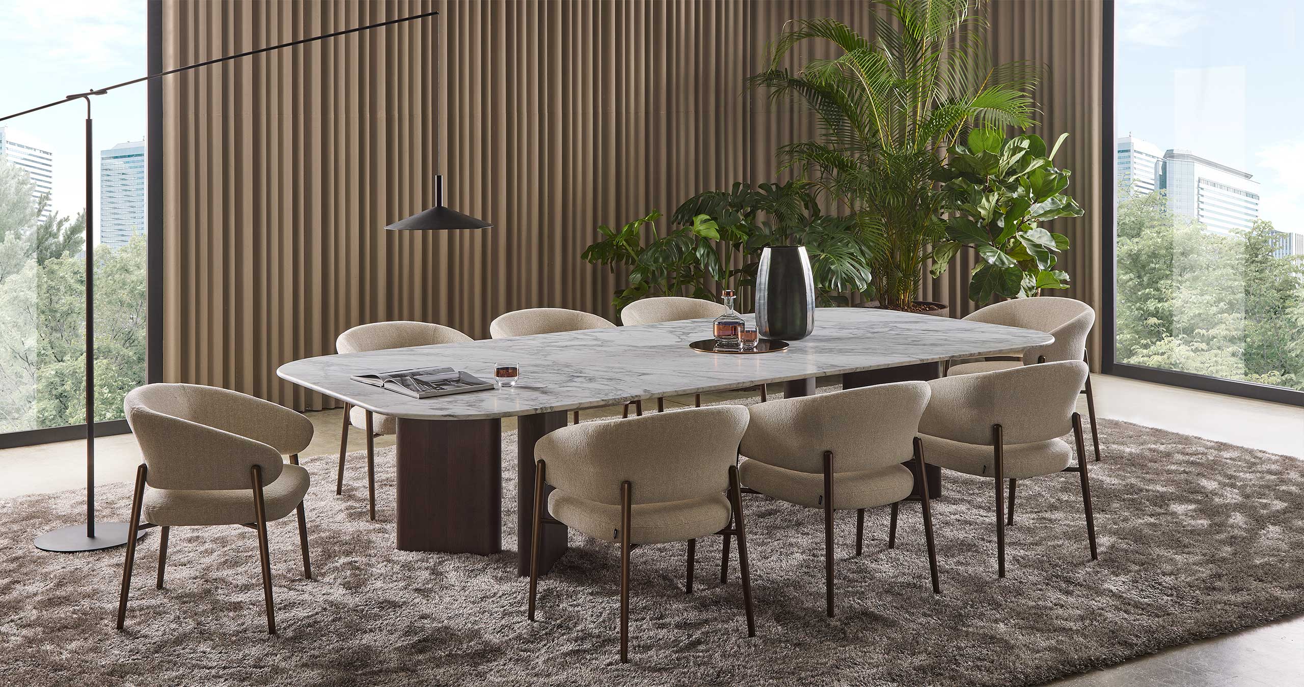 CHAIRS / STOOLS