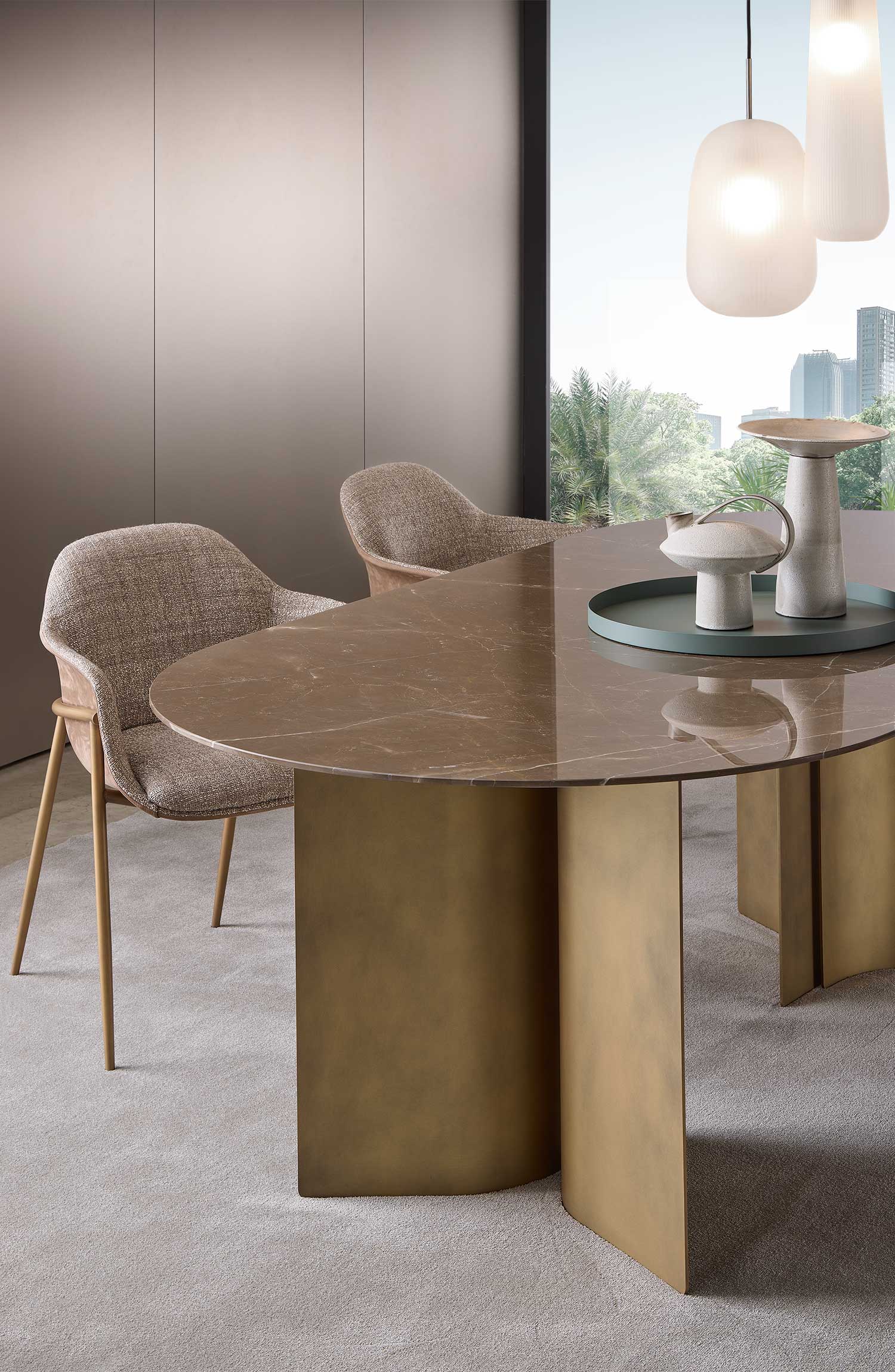 CHAIRS / STOOLS