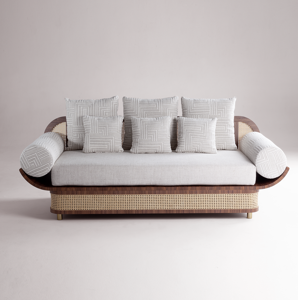 LOUNGE SEATING