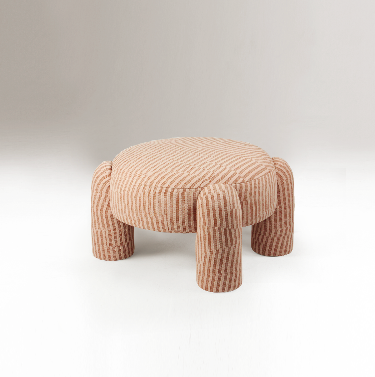 LOUNGE SEATING