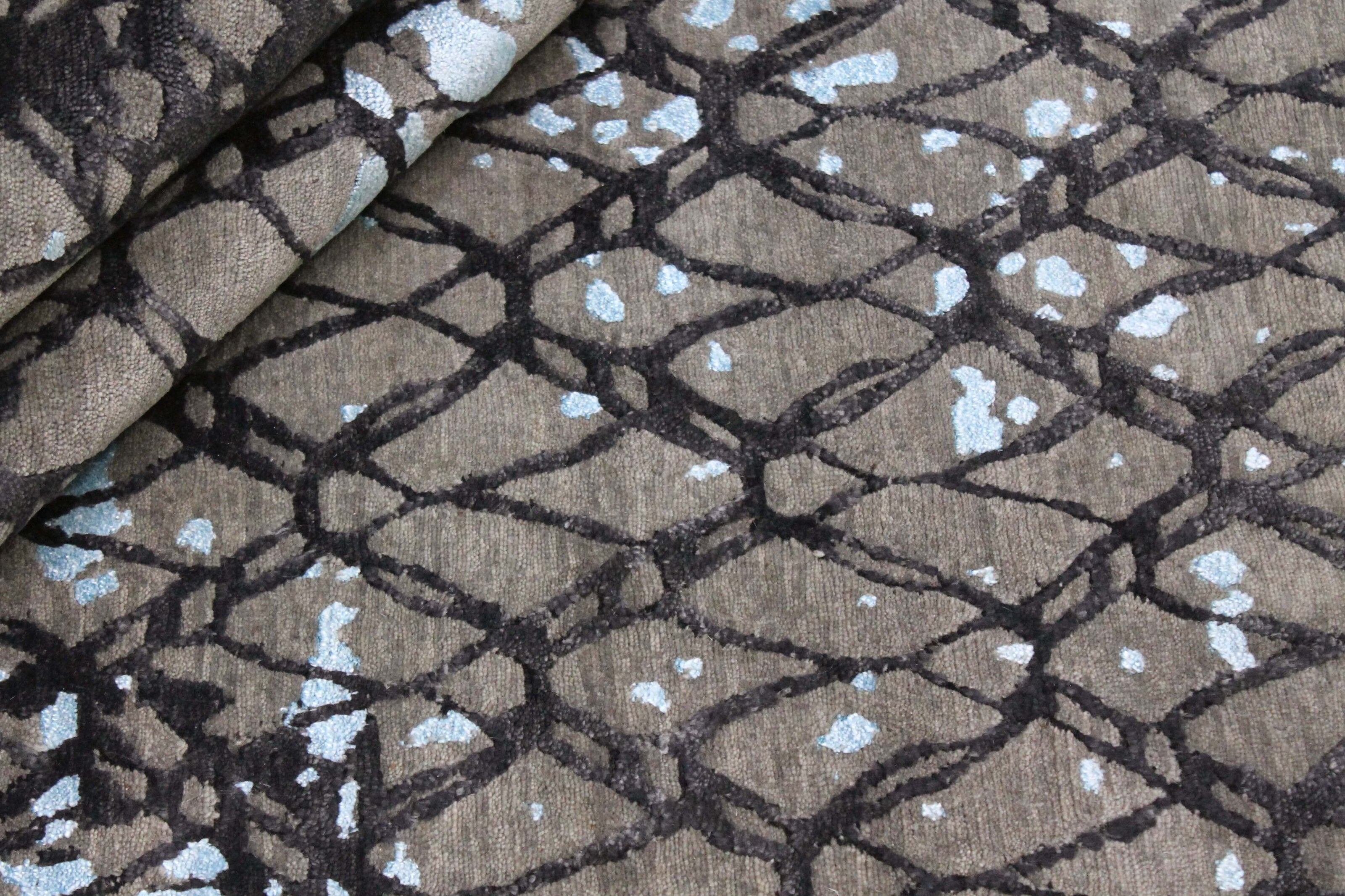 RUGS