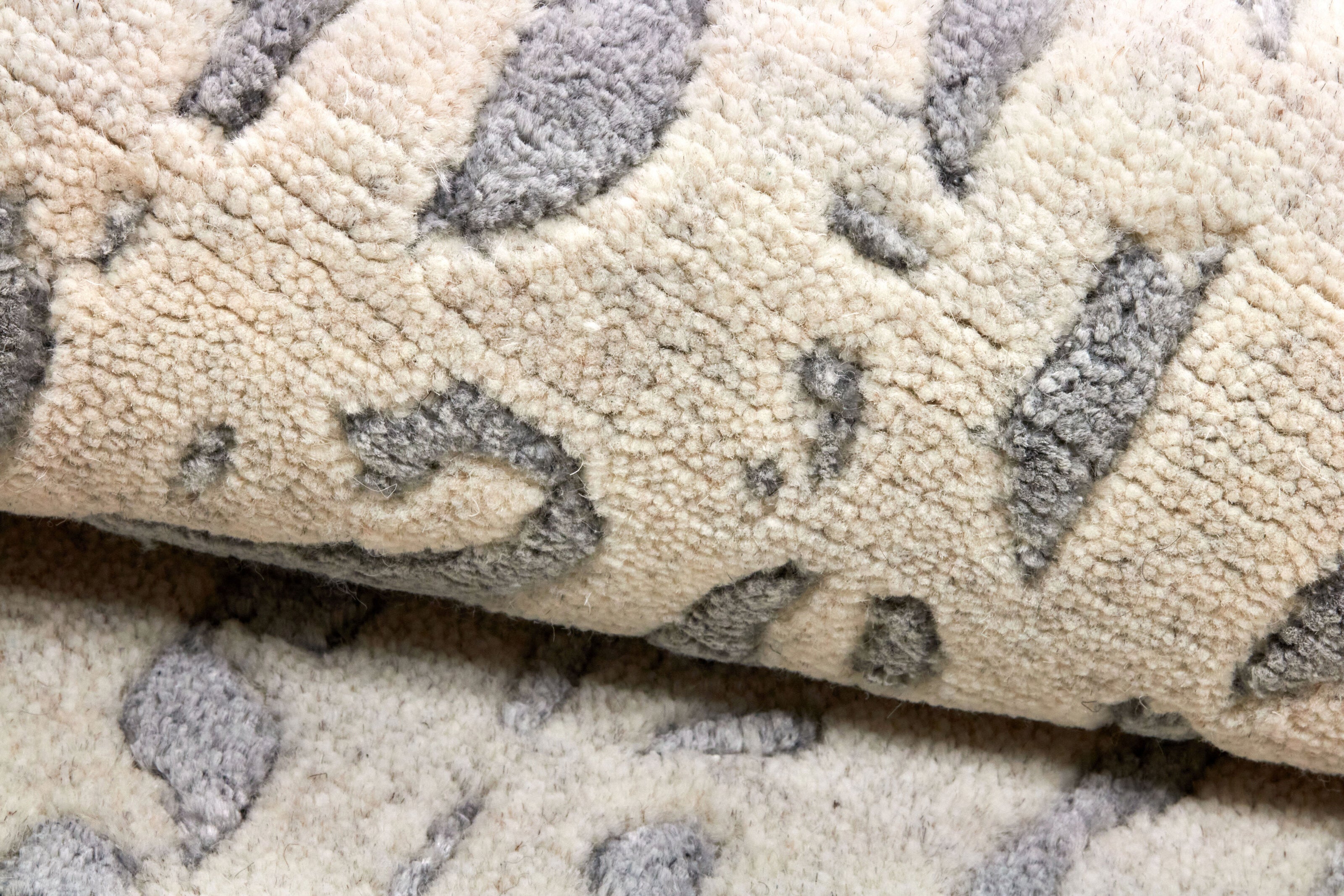 RUGS