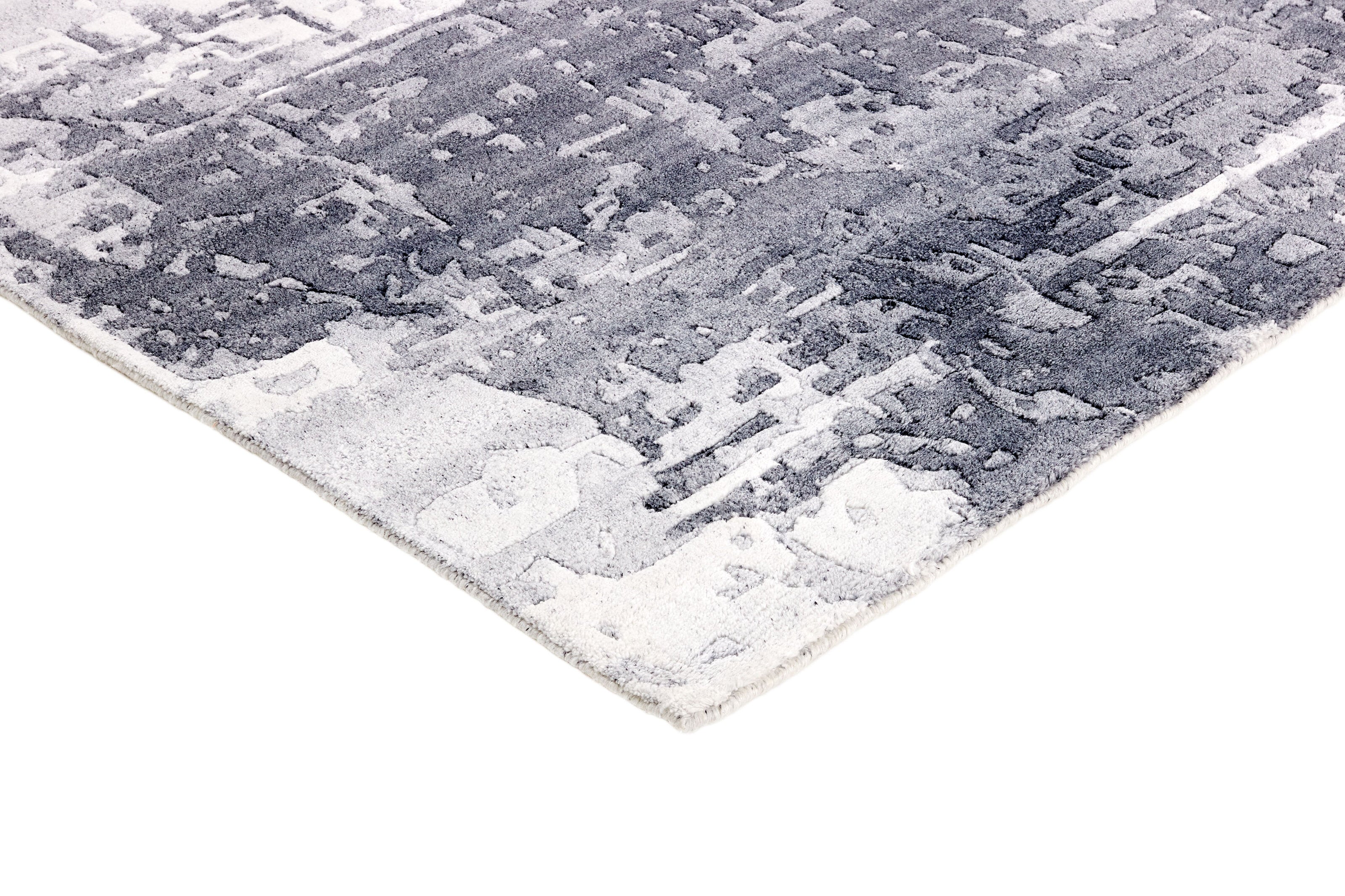 RUGS