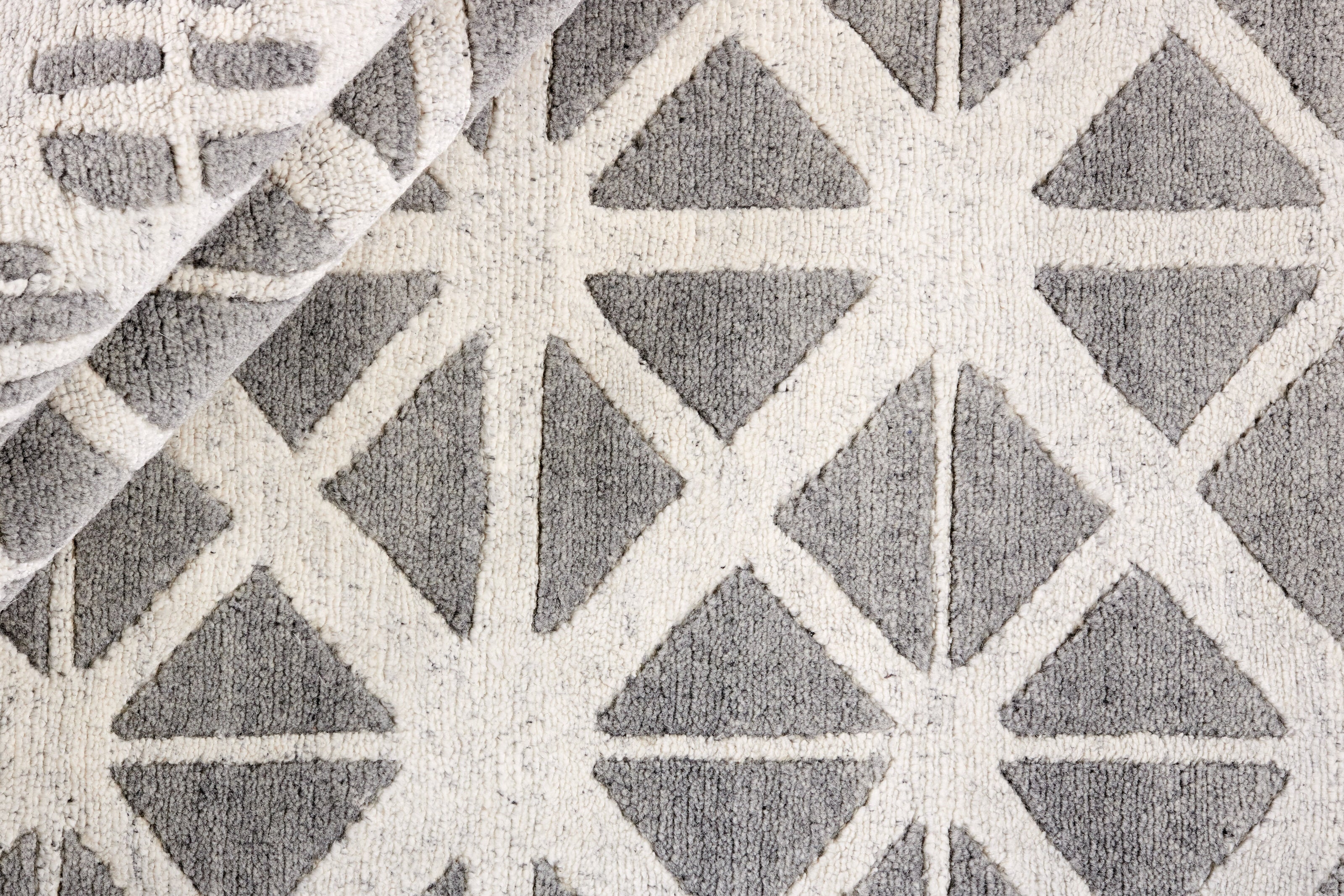 RUGS