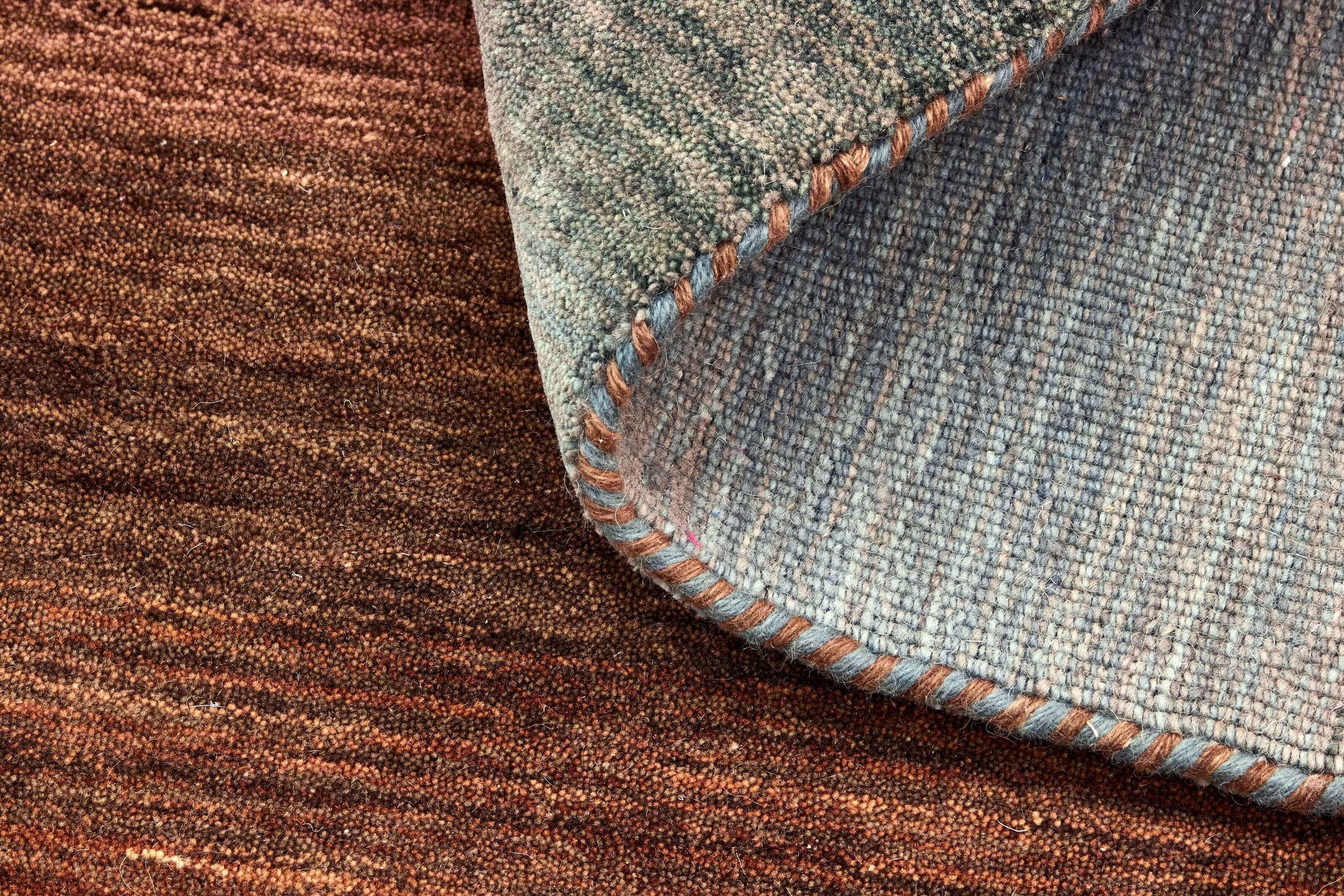 RUGS