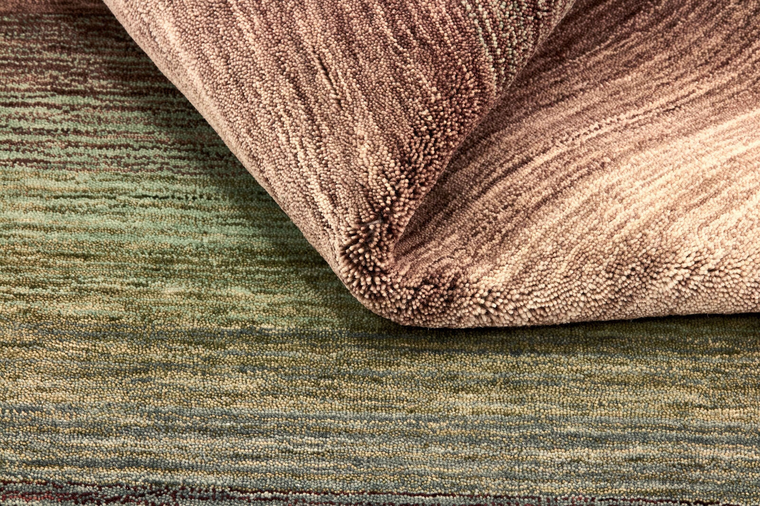 RUGS
