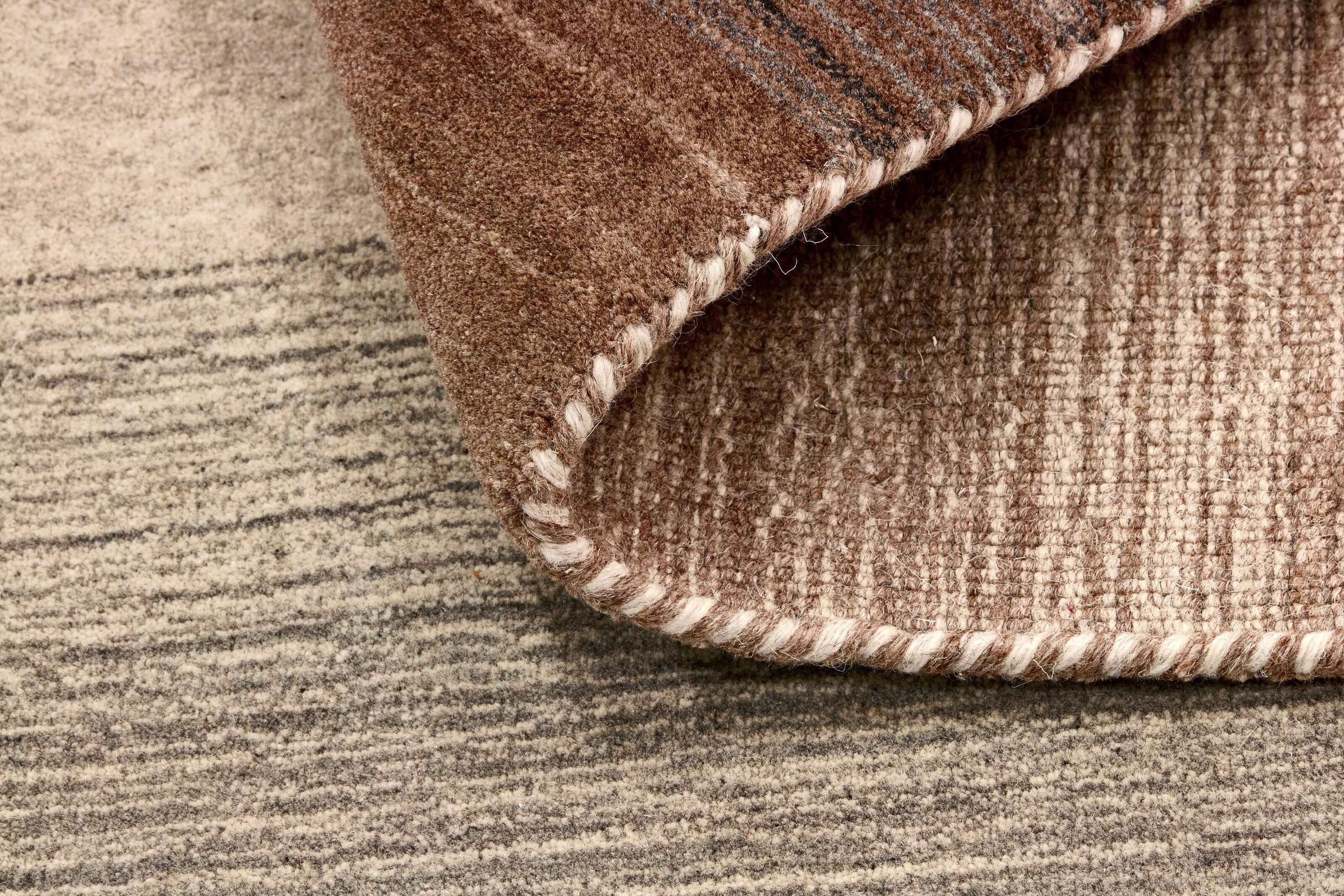 RUGS