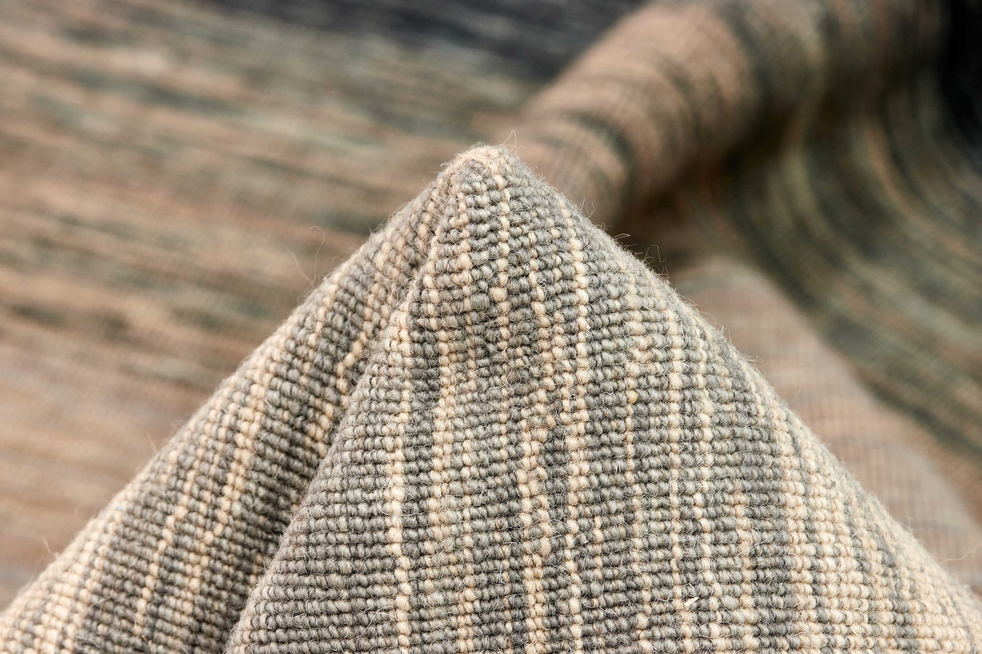 RUGS