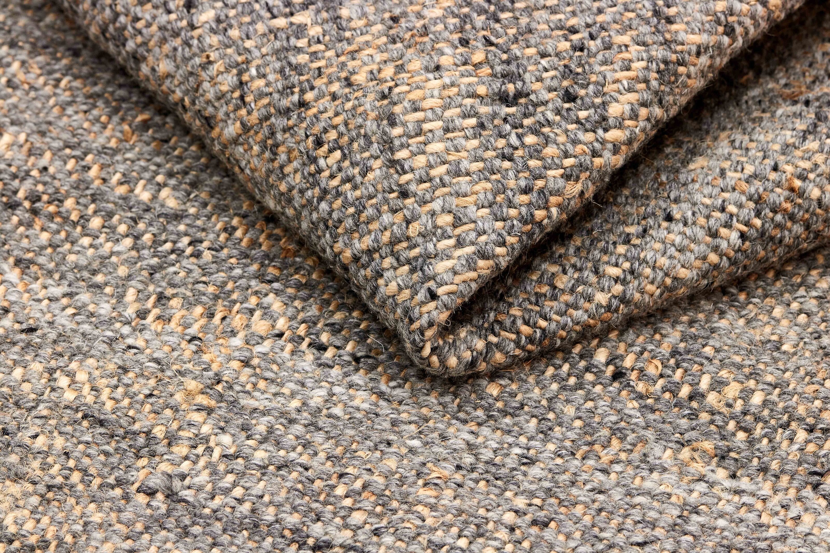RUGS