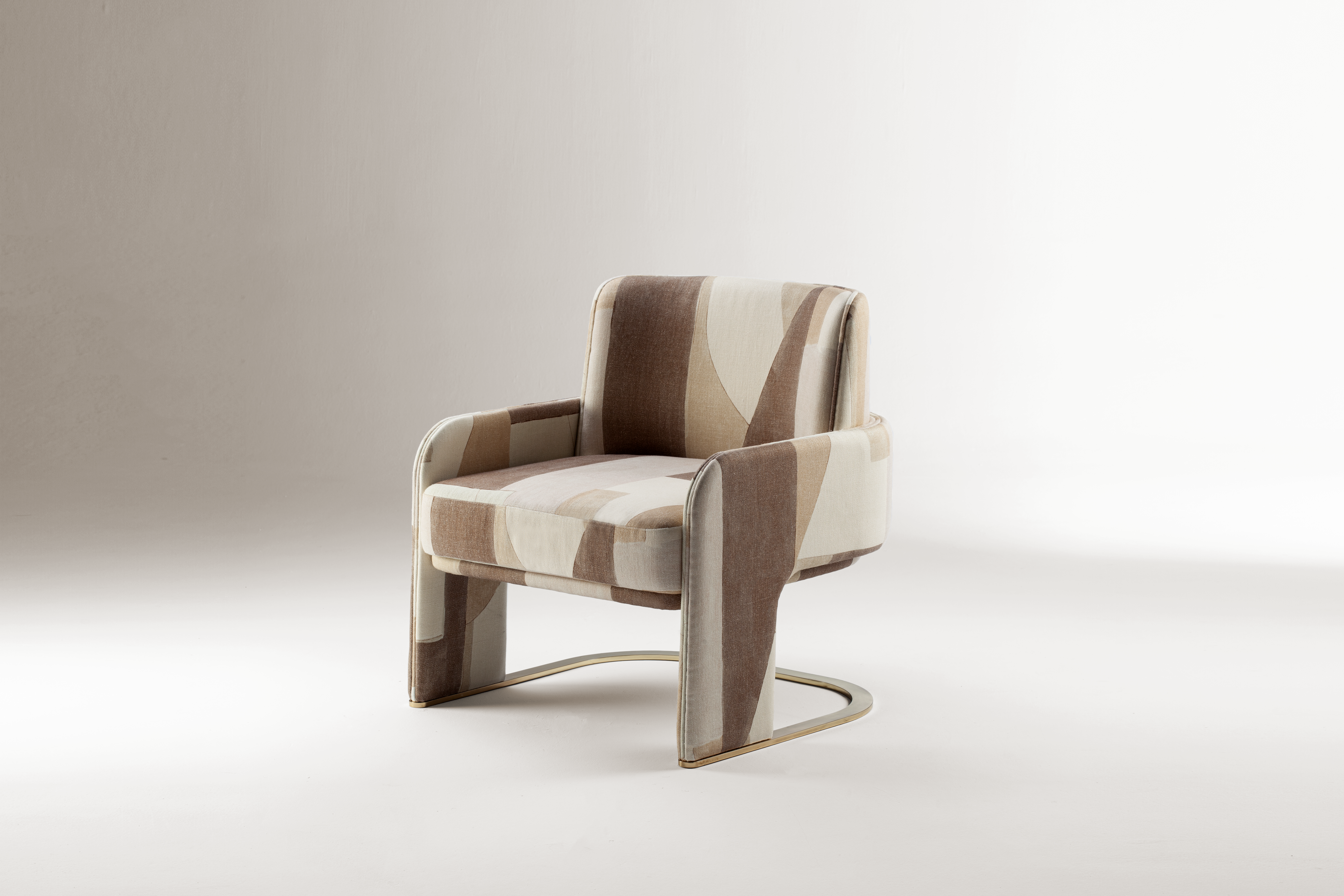 LOUNGE SEATING