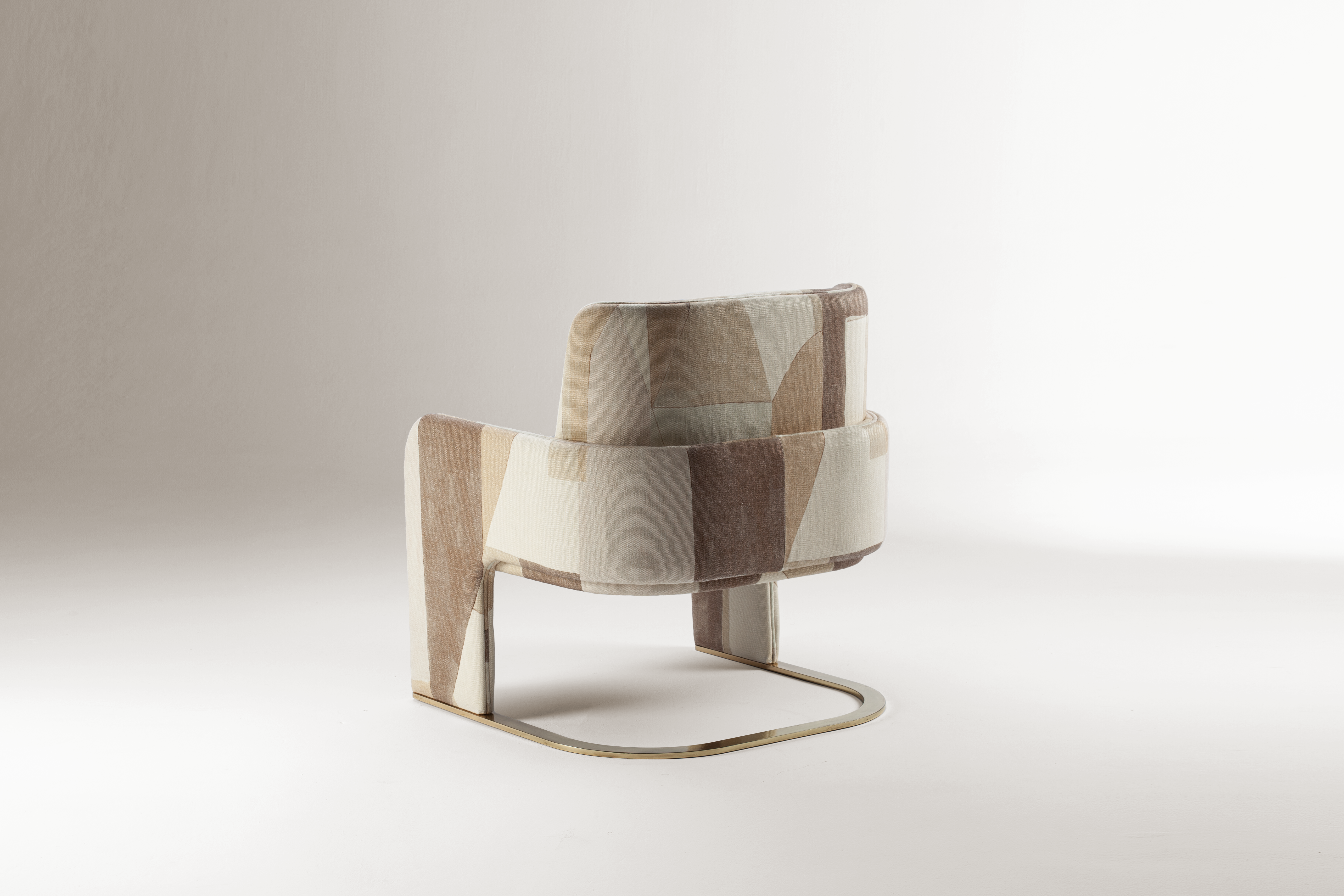 LOUNGE SEATING