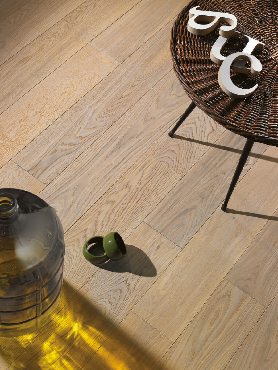 WOOD FLOORING