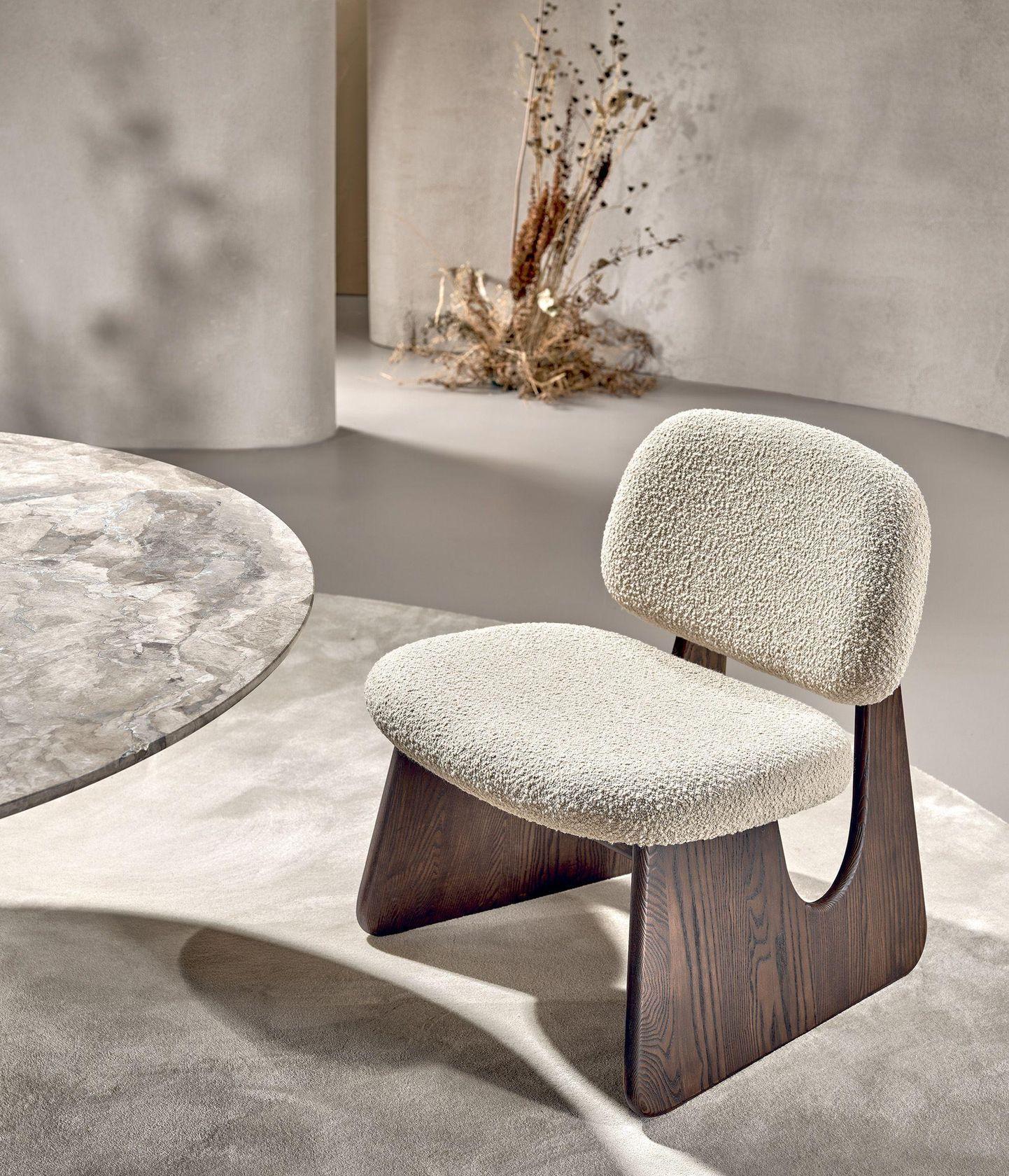 SOFAS AND ARMCHAIRS
