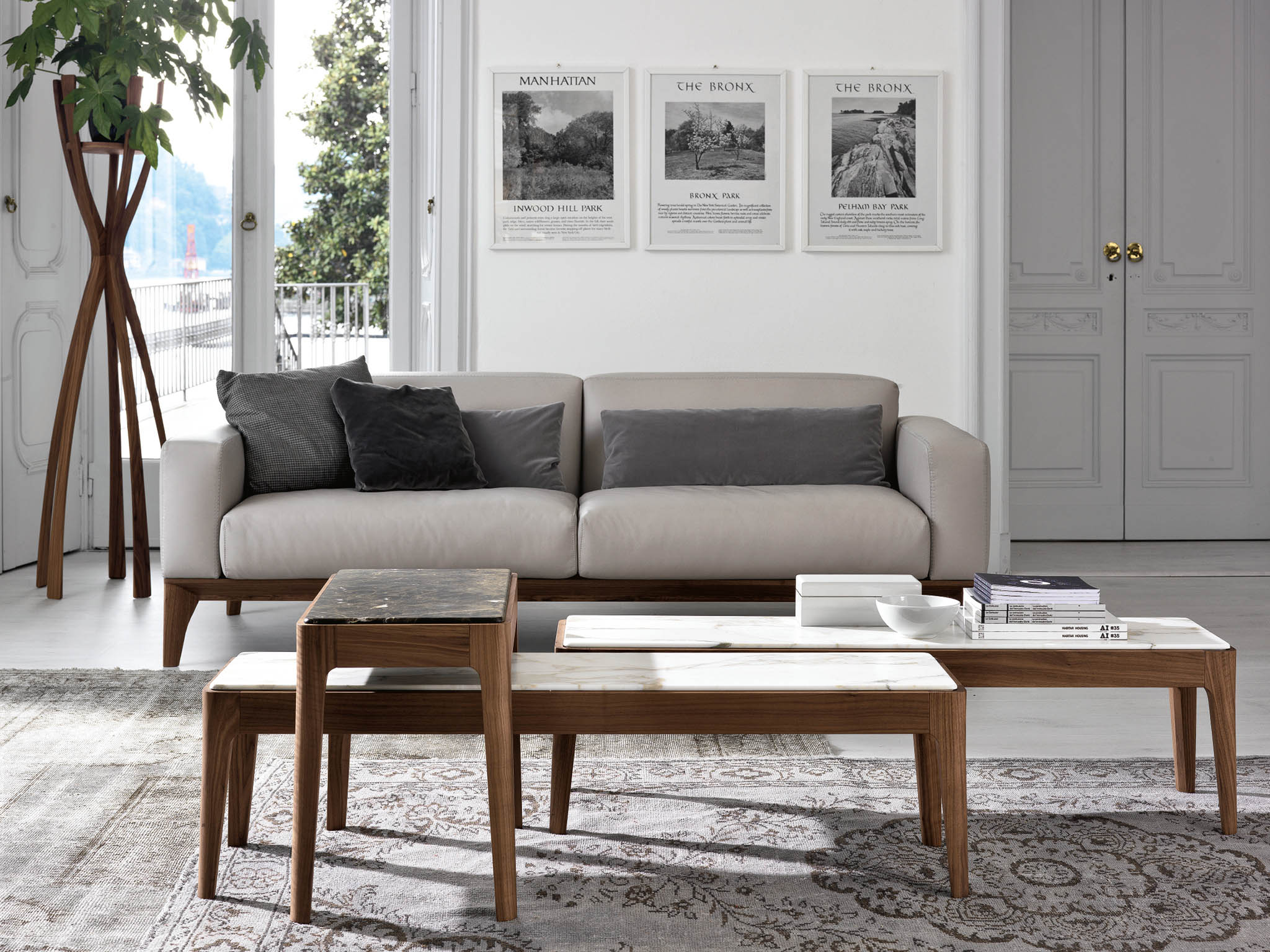 SIDE & COFFEE TABLES